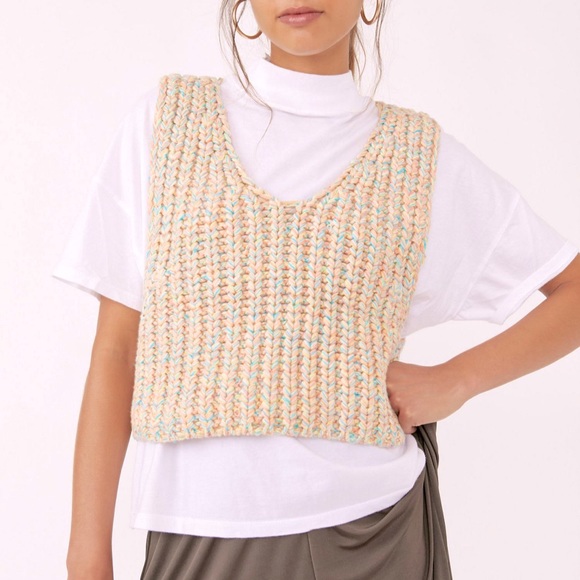 NWT  Free People crochet hoopla vest knit crop tank - Picture 6 of 11
